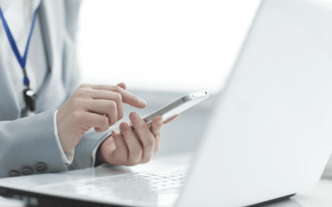 パソコンとスマートフォン